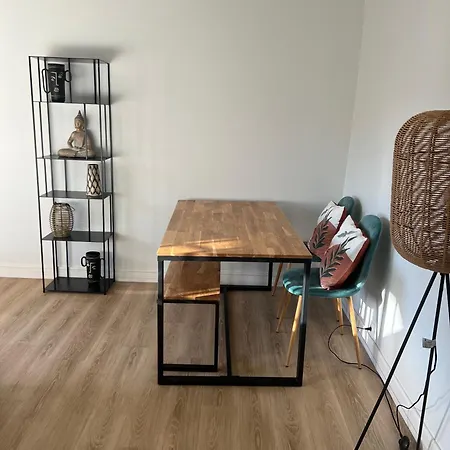 Refait A Neuf, Idealement Situe